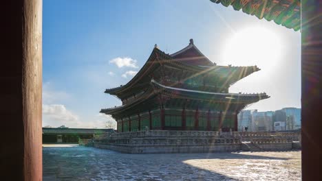 Gyeongbokgung-Palace-in-Seoul,-South-Korea-Time-Lapse