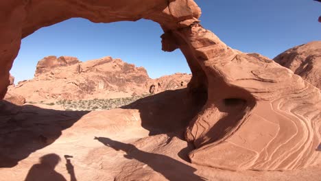 Arch-Rock-Valley-of-Fire