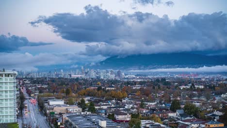 Zeitraffer-der-Skyline-von-Vancouver-bei-Sonnenaufgang