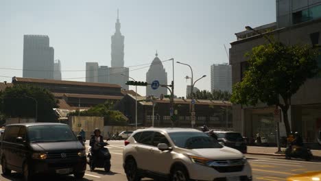 soleado-día-Taipei-ciudad-tráfico-calle-centro-panorama-4k-Taiwán