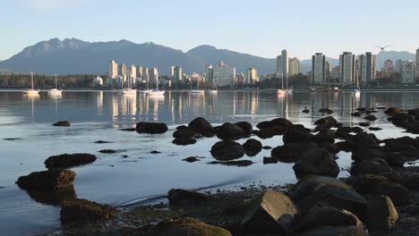 Tugboat-and-Barge-English-Bay