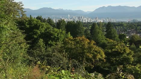 El-centro-de-la-ciudad-de-Vancouver-por-la-mañana