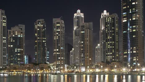 night-view-4k-time-lapse-on-burj-khalifa-area
