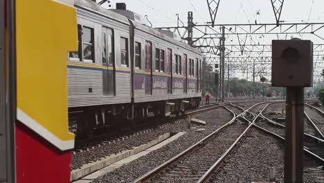 Commuter-Transportation-in-Jakarta