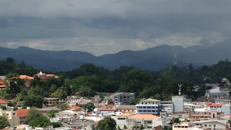 Historical-part-of-the-city-with-low-clouds-in-Kandy,-Sri-Lanka.