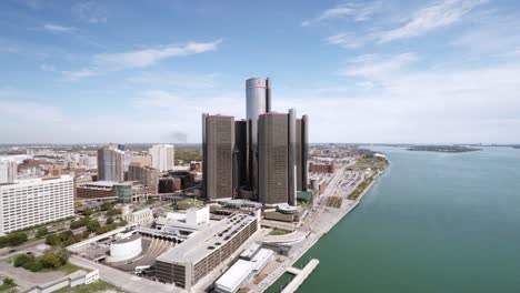 Aerial-view-of-Detroit-skyline