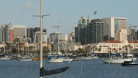 Horizonte-céntrico-de-la-ciudad-de-San-Diego-California-Estados-Unidos