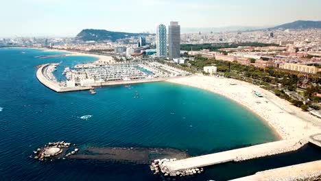 Panoramic-view-of-historical-districts-of-Barcelona