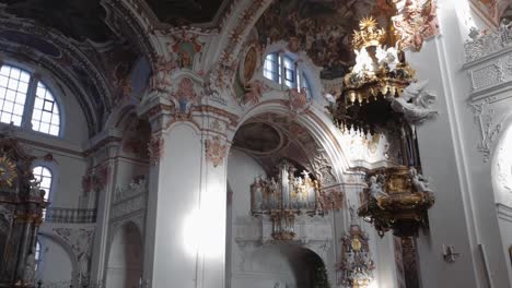 Elaborate-Ceiling-Paintings-in-Swiss-Church