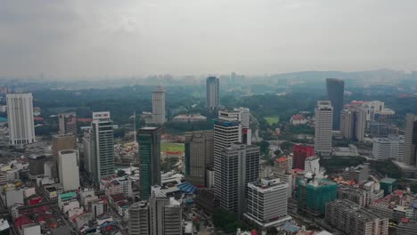 Kuala-Lumpur-Stadtbild-aerial-Panorama-4k-Malaysia