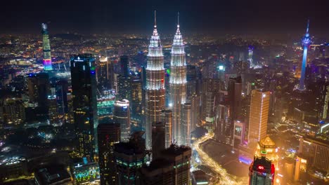 noche-kuala-lumpur-Torres-panorama-aéreo-timelapse-4k-Malasia