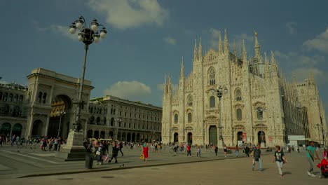 Piazza-Del-Duomo-Cathedral