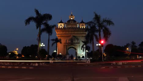 Patuxai-in-der-laotischen-Hauptstadt-Vientiane-timelapse