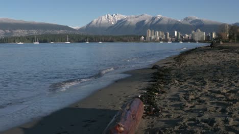 Vancouver,-Mountain-Snow,-Kitsilano-4K-slow-motion