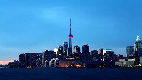 Tag-und-Nacht,-Timelapse-der-Skyline-von-Toronto