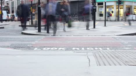 Time-lapse-video-at-a-busy-pedestrian-crossing