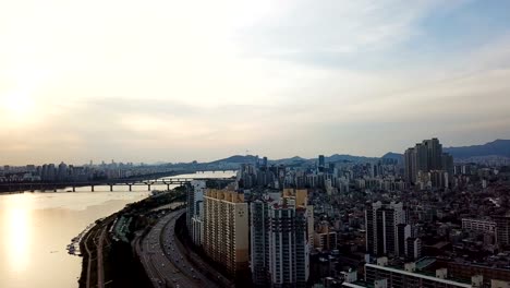 Luftbild-Skyline-der-Stadt-Seoul-in-Seoul,-Südkorea