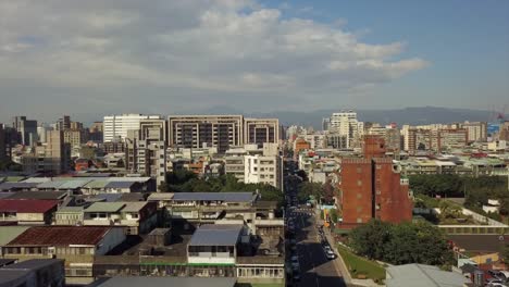 panorama-aéreo-del-paisaje-urbano-de-la-taipei-día-soleado-Taiwán-4k