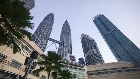 4k-UHD-time-lapse-of-dramatic-sunrise-over-Kuala-Lumpur