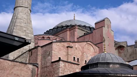 Catedral-de-Hagia-Sophia,-Estambul,-Turquía