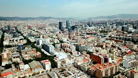 Moderno-paisaje-urbano-de-Barcelona