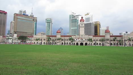 Plaza-de-la-Merdeka-(Dataran-Merdeka),-Kuala-Lumpur,-Malasia