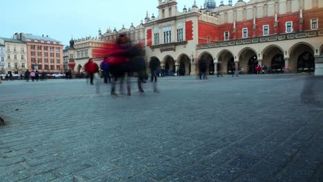 Timelapse-de-la-plaza-principal-de-Cracovia