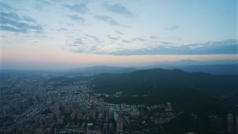 Time-lapse-beautiful-taipei-101-around-building-and-architecture-in-the-city-in-Taiwan