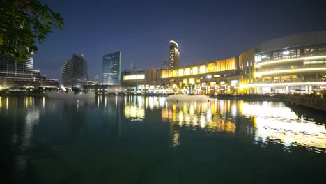 Fuente-mágica-lapso-de-tiempo-del-centro-comercial-de-dubai