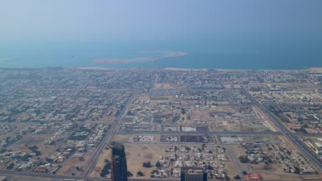 Más-altas-del-edificio,-lapso-de-tiempo-de-vista-a-la-ciudad-de-dubai