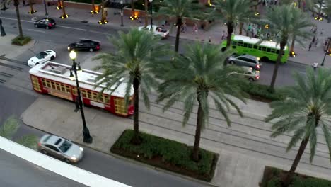 Street-Car-in-New-Orleans