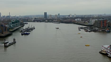 Bird-view-of-the-Thames-river