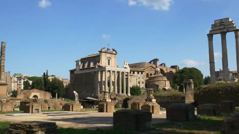 Italien-Rom-berühmte-Forum-romanum-Sommertag-walking-Panorama-4k