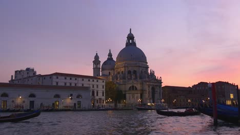 italy-sunset-time-venice-santa-maria-della-salute-basilica-grand-canal-panorama-4k