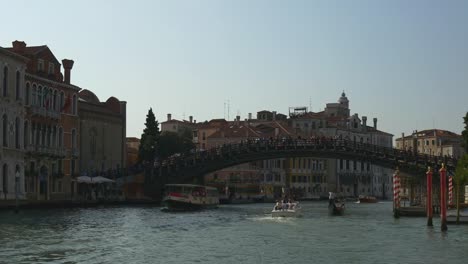 italy-summer-day-venice-famous-ponte-dell'accademia-road-trip-panorama-4k
