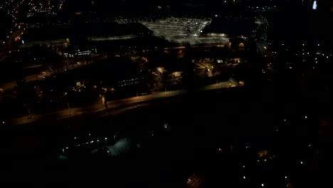 Aerial-Nacht-Verkehr-Einkaufszentrum-Vororte-San-Francisco