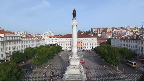 Vista-aérea-de-la-Plaza-de-Rossio,-Lisboa,-Portugal