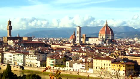 Schönes-Panorama-auf-den-Dom-in-Florenz,-Italien.-Timelapse