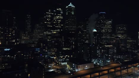 Dark-City-Skyline-in-Downtown-Seattle,-Washington