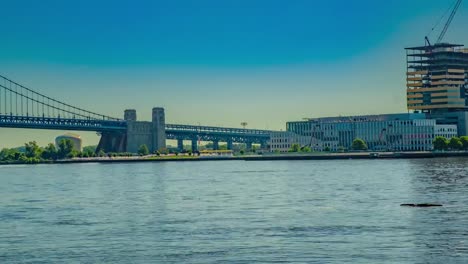 Philadelphia-time-lapse-of-sunset-over-looking-ben-franklin-bridge