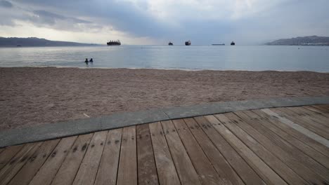 Morning-at-the-central-public-beach-in-Eilat