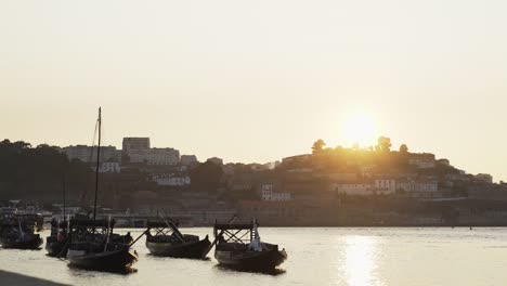 Sonnenuntergang-am-Fluss-Douro