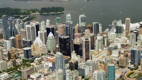 Vista-aérea-de-la-ciudad,-al-puerto-de-Vancouver