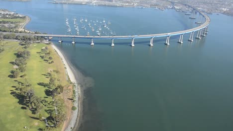 Luftaufnahme-von-san-diego-coronado-bay-bridge