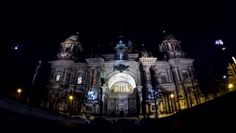 Berliner-Dom-in-der-Nacht