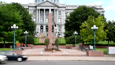 Obelisk-honoriert-Vetarans-in-Denver