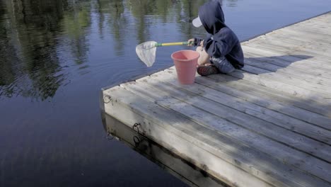 Kind-junge-Kind-Angeln-von-Dock