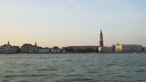 italy-sunset-time-venice-famous-road-trip-ship-san-giorgio-stop-panorama-4k