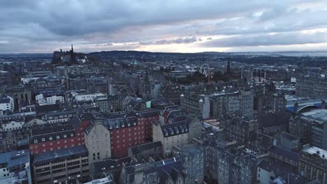 Aerial-view-of-Edinburgh,-Scotland