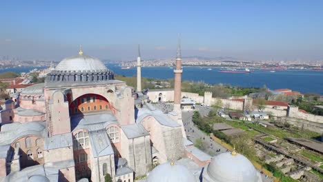 Aerial-view-of-Hagia-Sophia-in-Istanbul,-Turkey